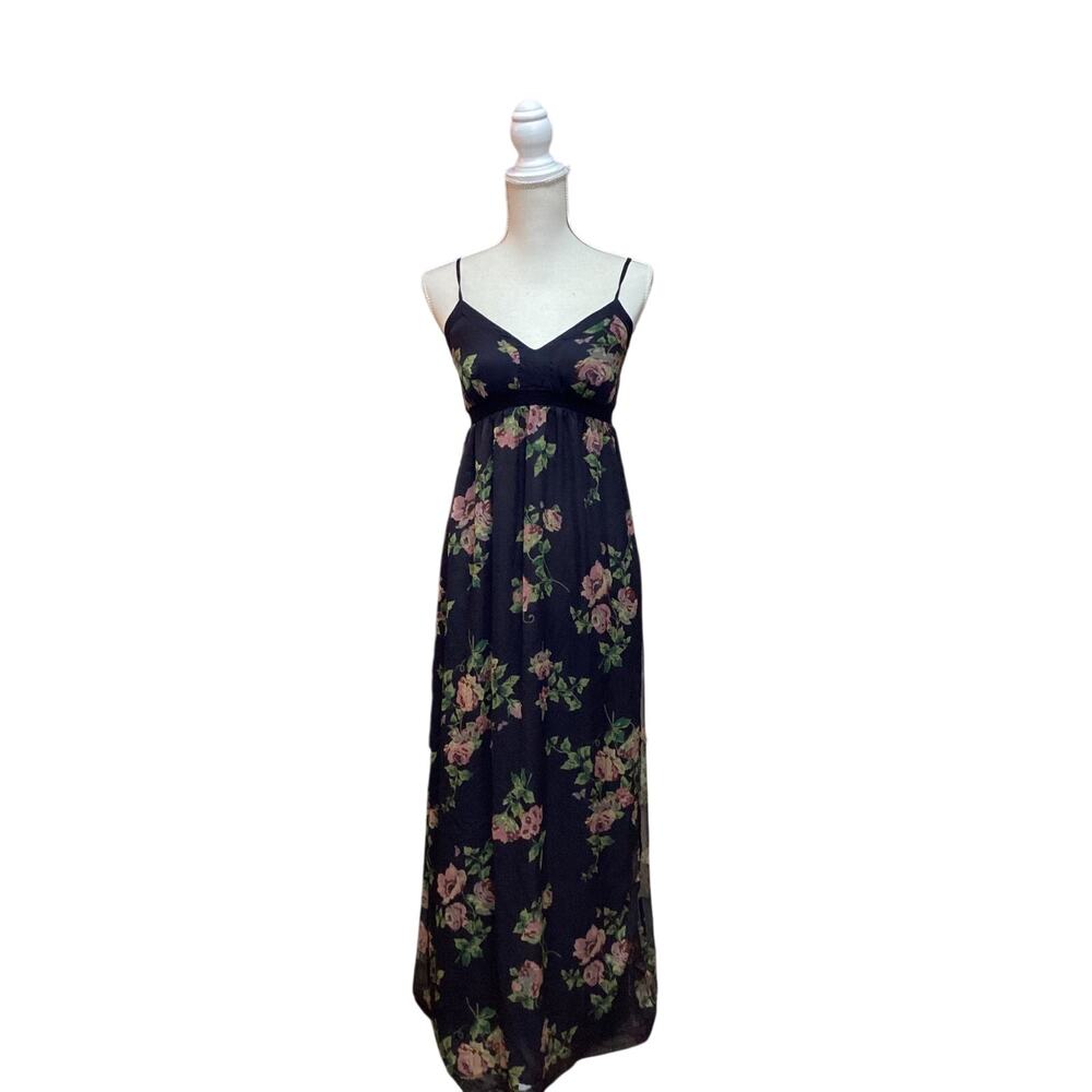 Jessica Simpson: Black Floral Dress Size Small